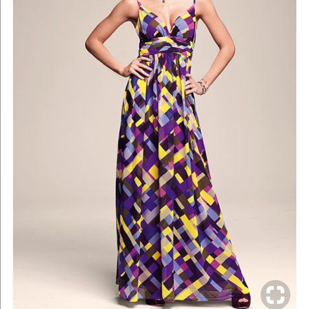 Victoria’s Secret geometric print maxi